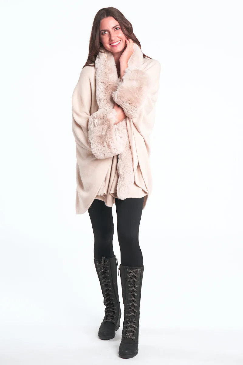 Cream Deluxe Cuddle Faux Fur Wrap