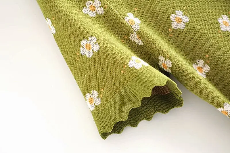 FLORAL PATTERN CROPPED TOP