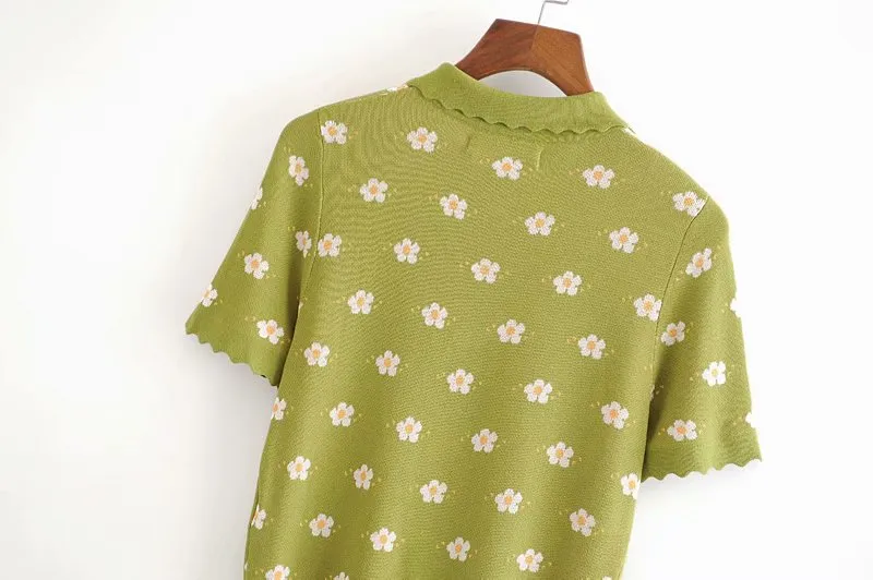 FLORAL PATTERN CROPPED TOP