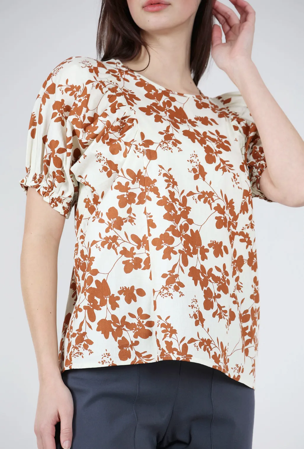 Floral Print Puff-Sleeve Top, Cream